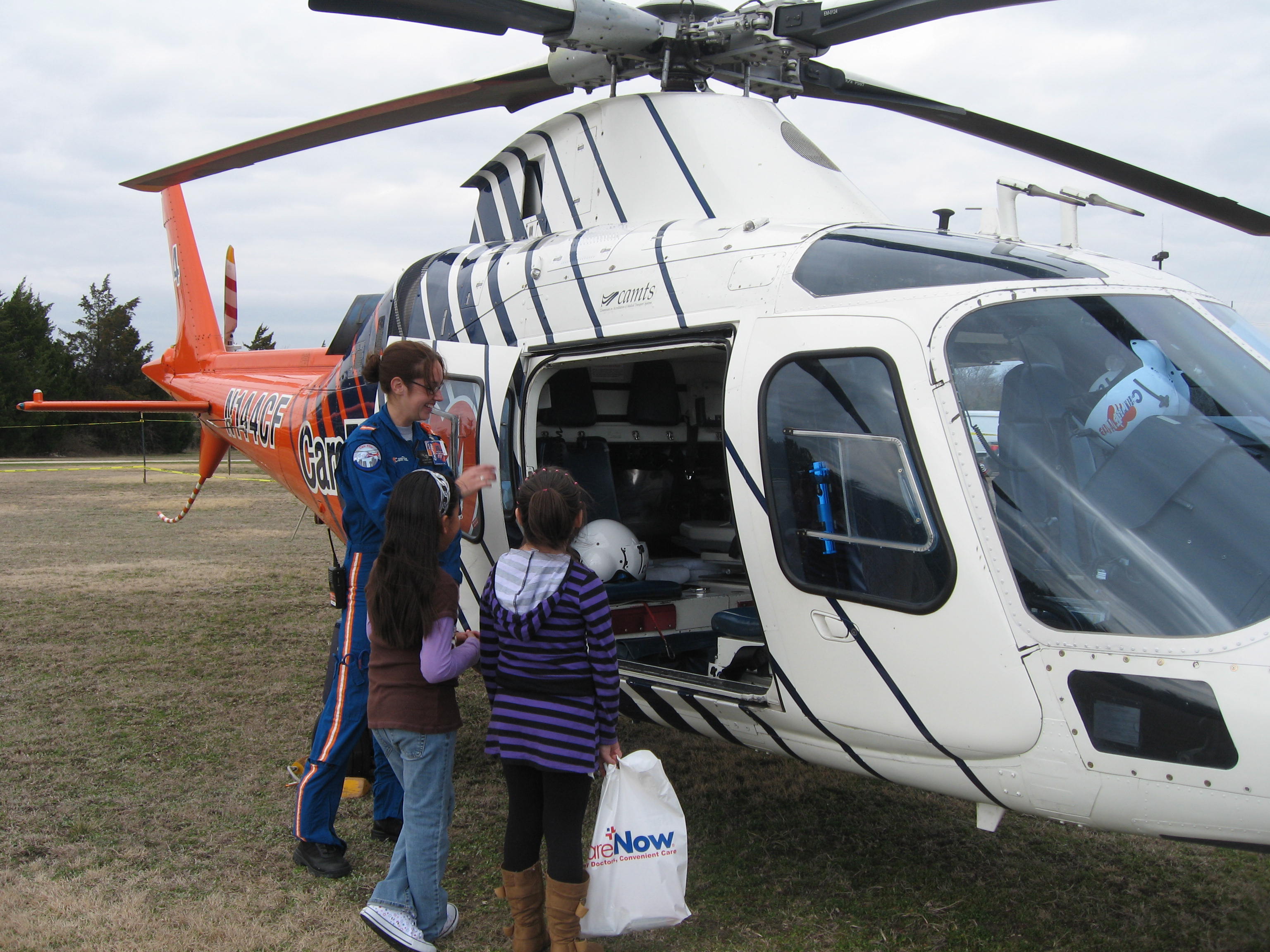 10.03.06 blk prty pics 034